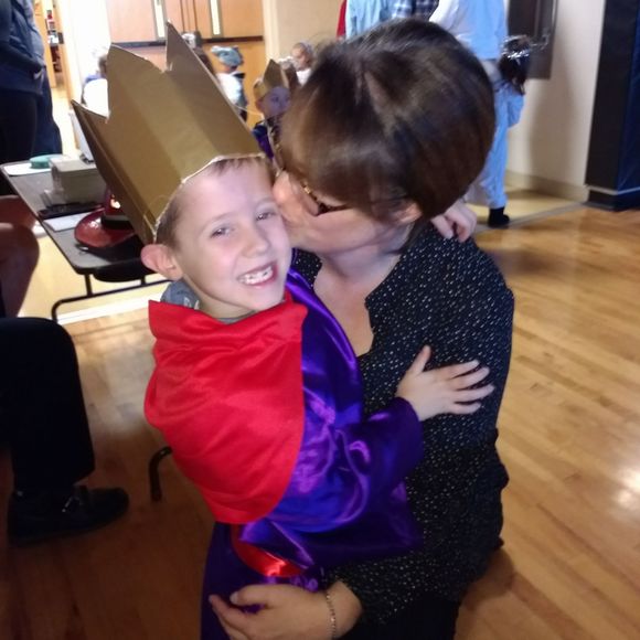 Meet your Posher, Debra - Picture 1 of 1